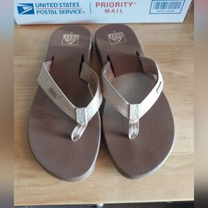 Reef Shimmer Croc Embossed Slip On Sandals Flip Flops Tan 10 Beach Summer